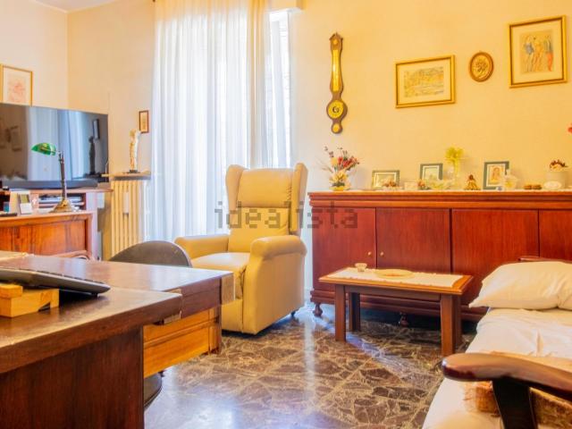 Appartamento in vendita di 139 m² in Via V. Tito, 1