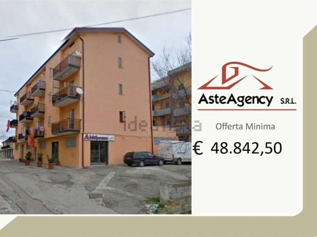 Appartamento in vendita di 139 m² in Viale Generale Carlo Alberto Dalla Chiesa, 18