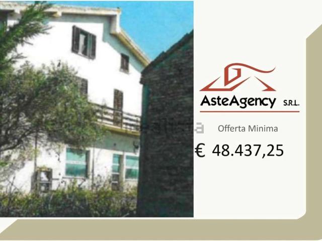 Appartamento in vendita di 139 m² in Borgo San Lucia, 12
