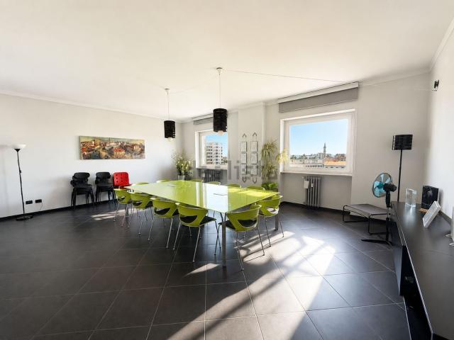 Appartamento in vendita di 139 m² in Corso Felice Cavallotti, 15