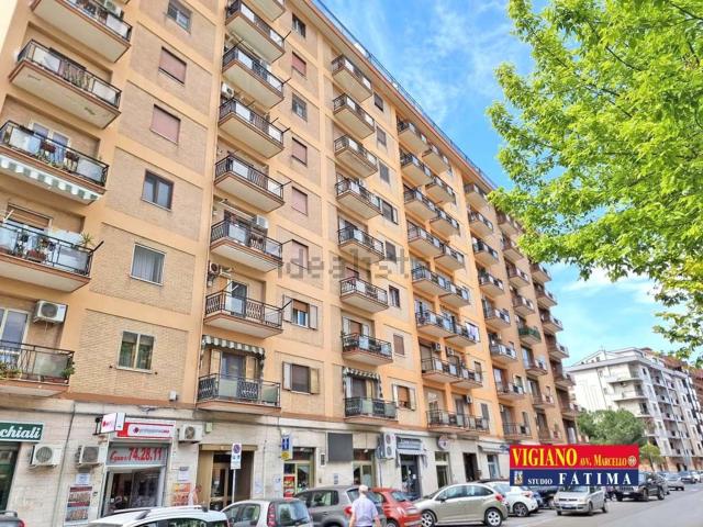 Appartamento in vendita di 139 m² in Piazza Aldo Moro, 39
