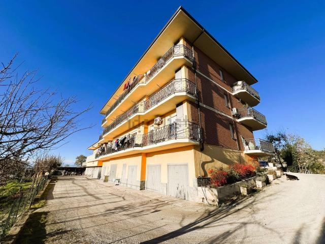 Appartamento in vendita di 139 m² in Strada Crosassa, 13