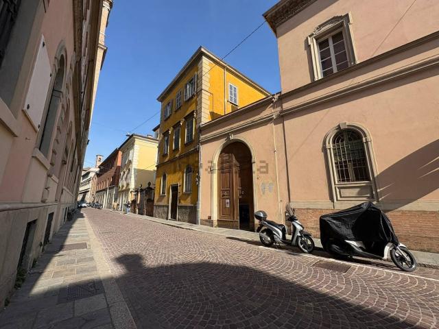 Appartamento in vendita di 139 m² in Strada Giordano Cavestro, 12