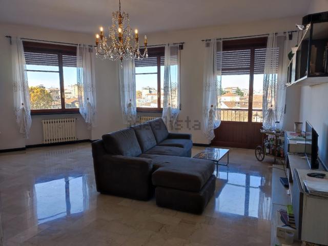 Appartamento in vendita di 140 m²