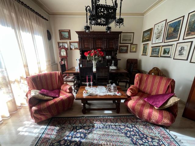 Appartamento in vendita di 140 m²