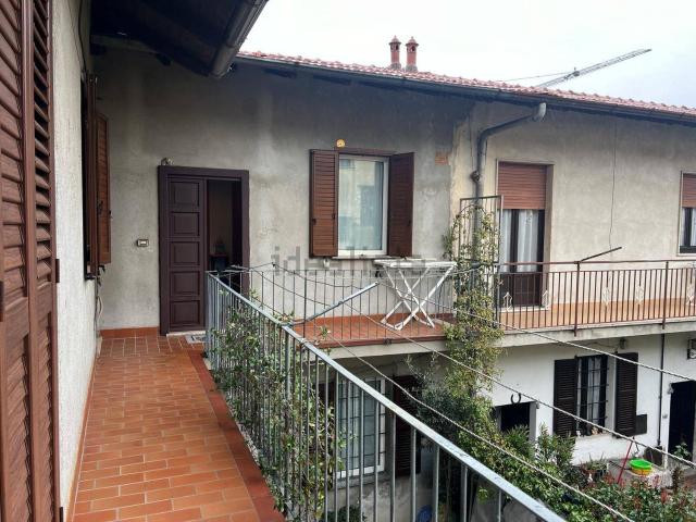 Appartamento in vendita di 140 m² in Via C. Cavour, 9