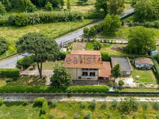 Appartamento in vendita di 140 m² in Via Colle Ristretti