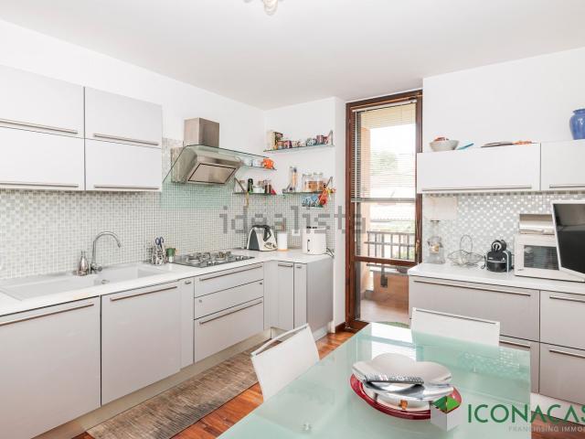 Appartamento in vendita di 140 m² in Via Caduti di Nassirya, 6