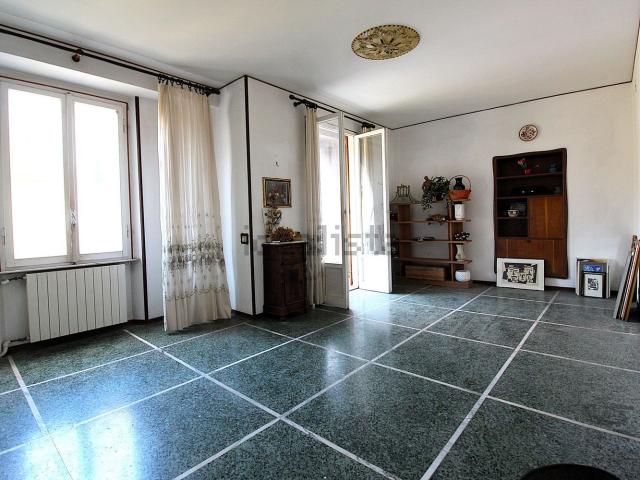 Appartamento in vendita di 140 m² in Via Cairoli, 43
