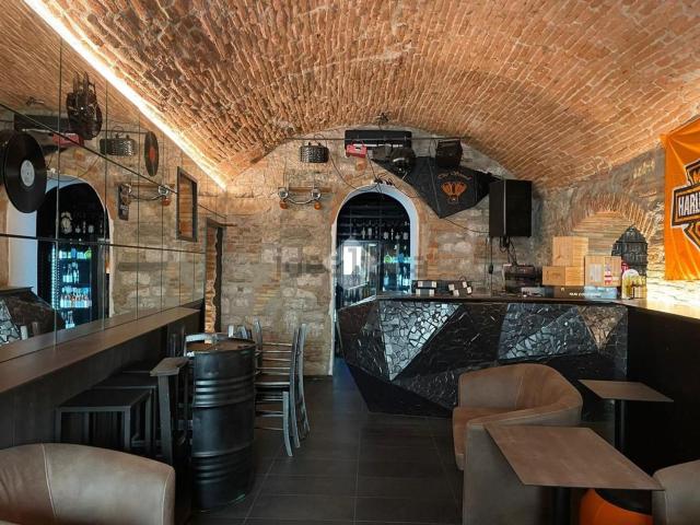 Appartamento in vendita di 140 m² in Via Cairoli