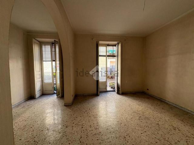 Appartamento in vendita di 140 m² in Via Camillo Finocchiaro Aprile, 48