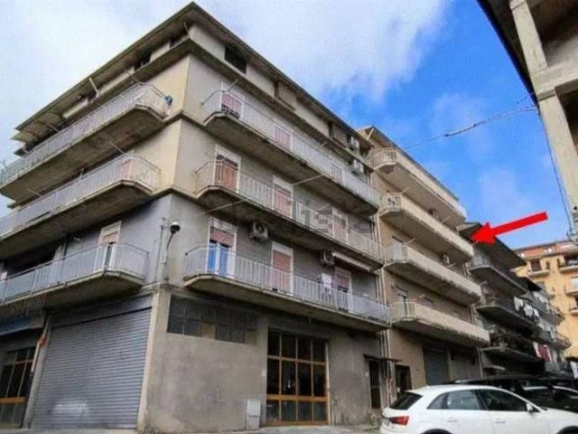 Appartamento in vendita di 140 m² in Via Campania, 37