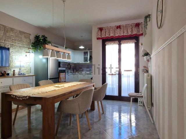 Appartamento in vendita di 140 m² in Via Caravaggio