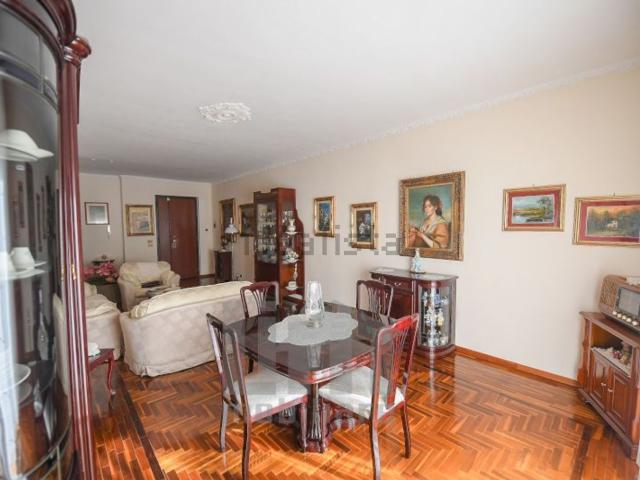 Appartamento in vendita di 140 m² in Via Carlo Goldoni, 10