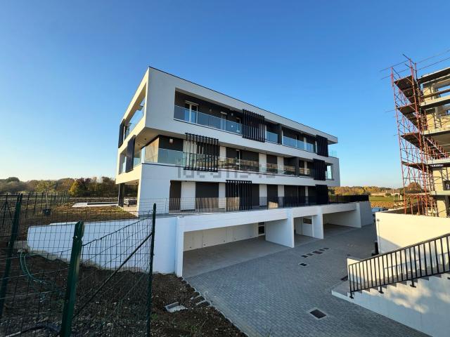 Appartamento in vendita di 140 m² in Via Casette Zanasi