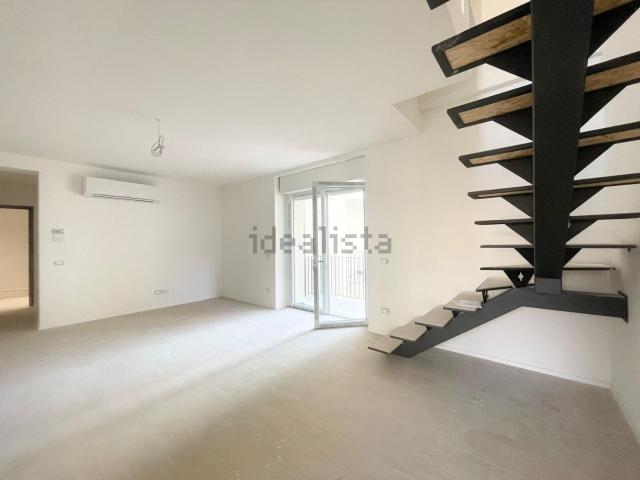 Appartamento in vendita di 140 m² in Via Castello