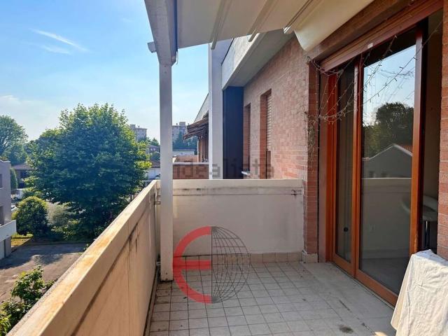 Appartamento in vendita di 140 m² in Via Ciriaco Anconitano
