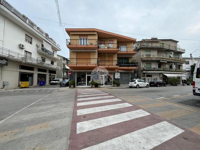 Appartamento in vendita di 140 m² in Via Crivellucci, 4