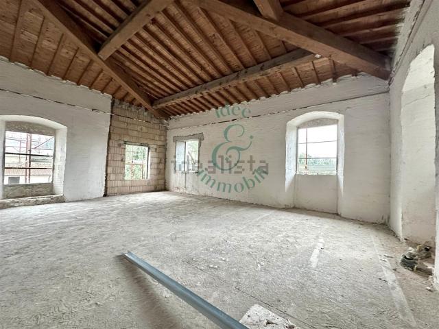 Appartamento in vendita di 140 m² in Via Antella