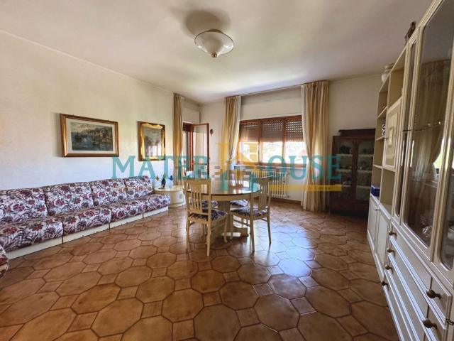 Appartamento in vendita di 140 m² in Via Antonio Meucci