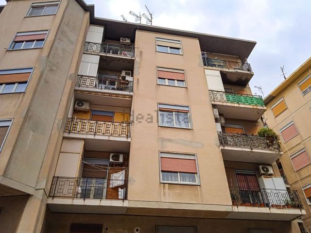 Appartamento in vendita di 140 m² in Via Antonino Siligato, 8