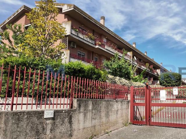 Appartamento in vendita di 140 m² in Via Andrea Millevoi, 801