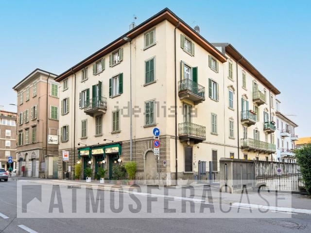 Appartamento in vendita di 140 m² in Via Andrea Fantoni, 4