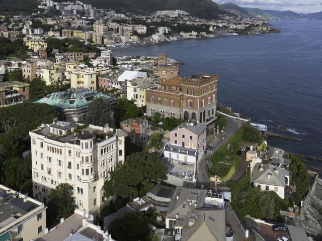 Appartamento in vendita di 140 m² in Via al Capo di Santa Chiara