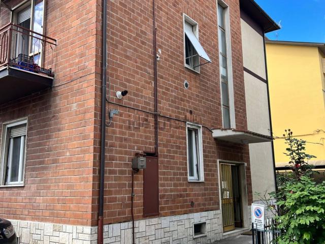 Appartamento in vendita di 140 m² in Via Alcide De Gasperi, 28