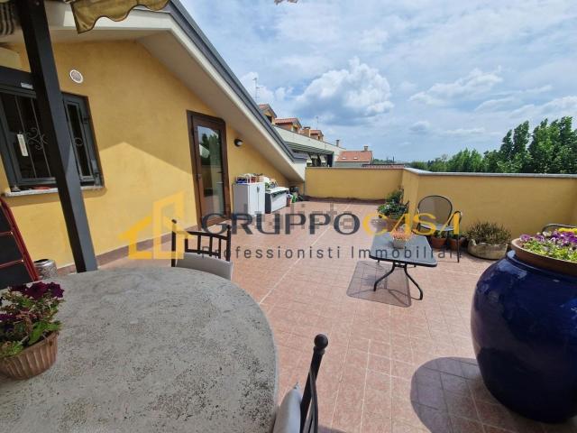 Appartamento in vendita di 140 m² in Via Aldo Moro, 96