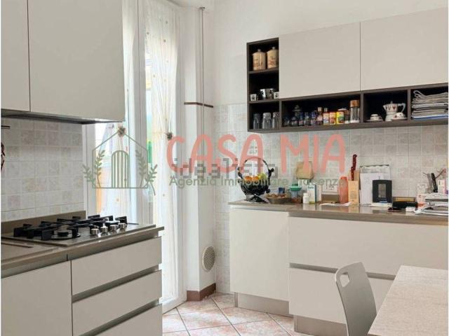 Appartamento in vendita di 140 m² in Via Alessandria