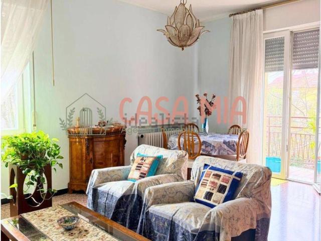 Appartamento in vendita di 140 m² in Via Alessandria