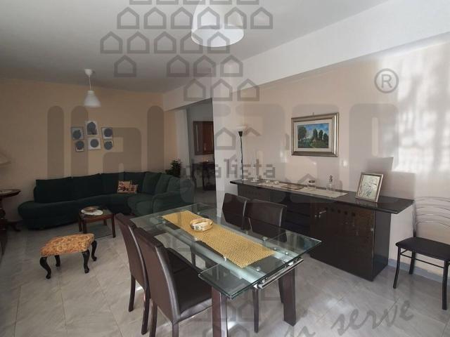 Appartamento in vendita di 140 m² in Via Alessandro Volta