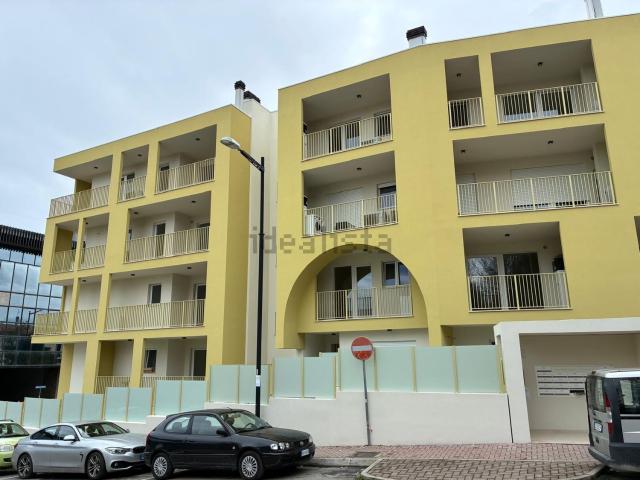 Appartamento in vendita di 140 m² in Via Aremogna