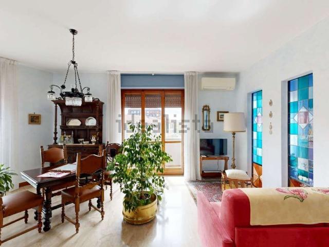 Appartamento in vendita di 140 m² in Via Ascanio Sforza