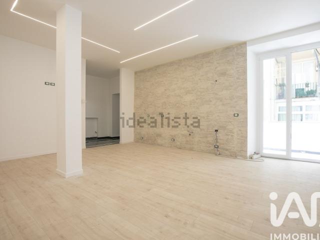 Appartamento in vendita di 140 m² in Via Assarotti, 17