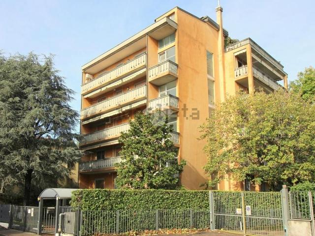 Appartamento in vendita di 140 m² in Via Beatrice d&apos Este, 14