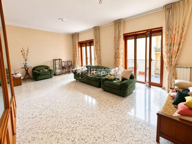 Appartamento in vendita di 140 m² in Via Bernardo Cavallino