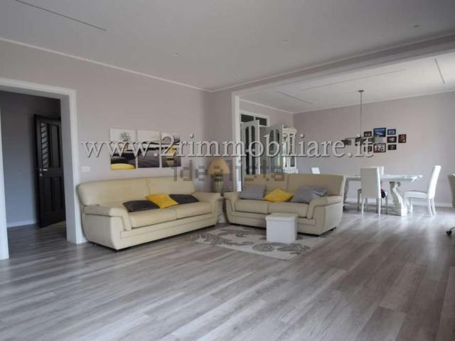 Appartamento in vendita di 140 m² in Via Bessarione