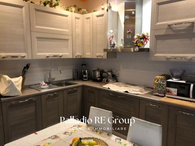Appartamento in vendita di 140 m² in Via G. Bedin
