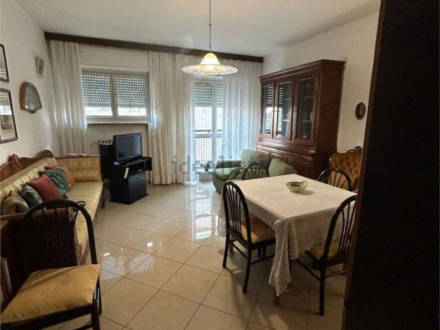Appartamento in vendita di 140 m² in Via G. Marconi, 17