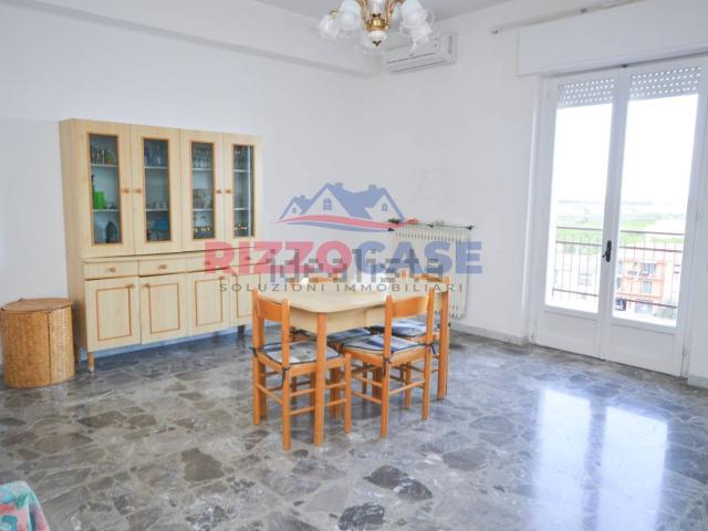 Appartamento in vendita di 140 m² in Via G. Savastano, 82