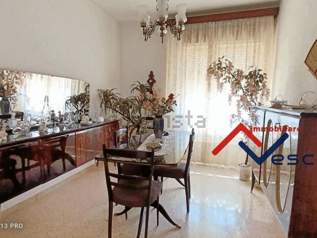 Appartamento in vendita di 140 m² in Via Gammara