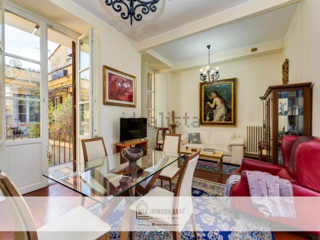 Appartamento in vendita di 140 m² in Via Genova, 24