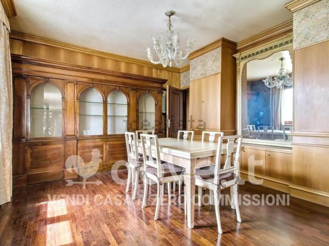 Appartamento in vendita di 140 m² in Via Giuseppe Jappelli, 44
