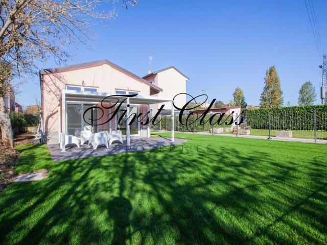 Appartamento in vendita di 140 m² in Via Giuseppe Ripamonti, 304