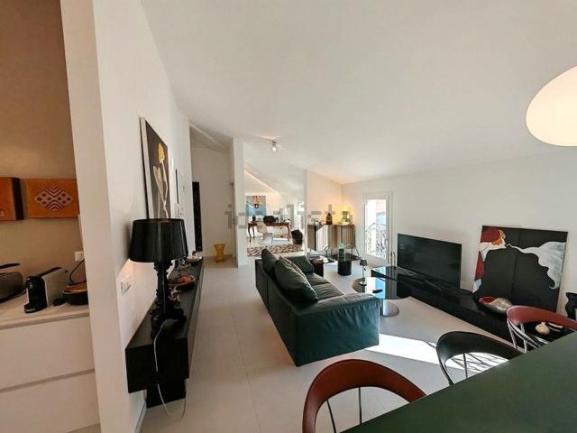 Appartamento in vendita di 140 m² in Via Giacomo Matteotti