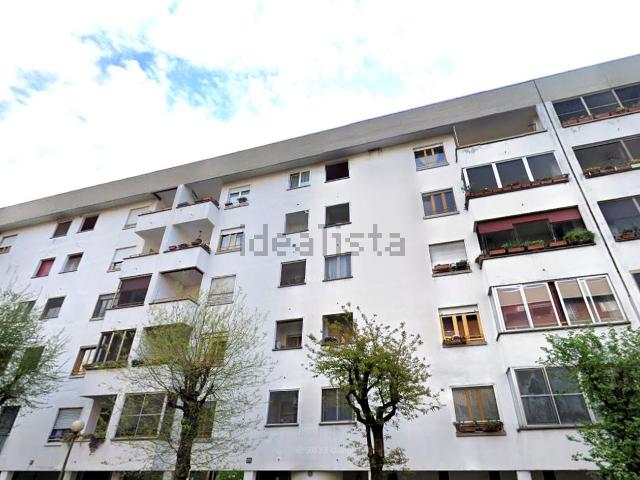 Appartamento in vendita di 140 m² in Via Giacinto Serrati Menotti, 11