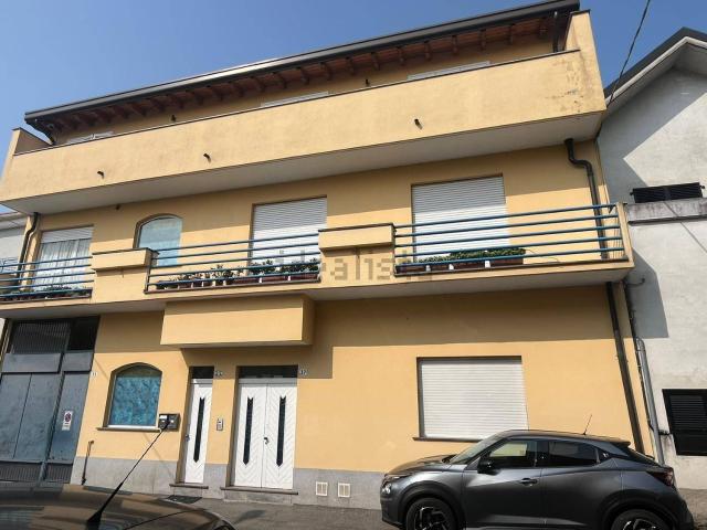 Appartamento in vendita di 140 m² in Via Giambattista Pergolesi, 35