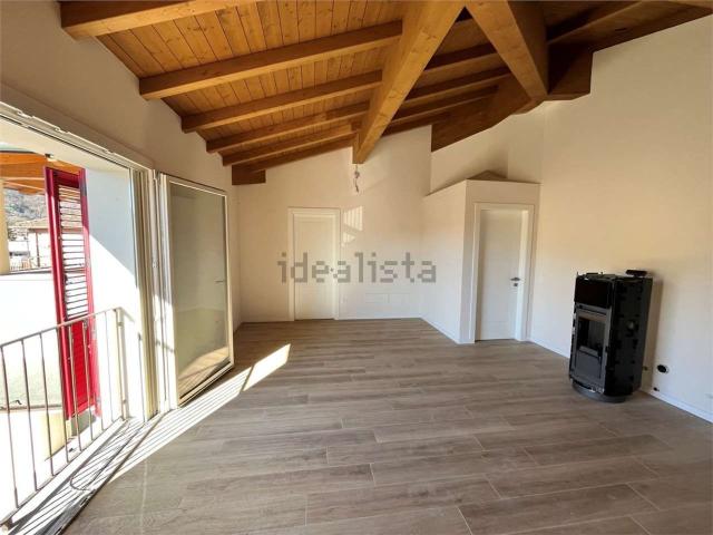 Appartamento in vendita di 140 m² in Via Giardini Sud